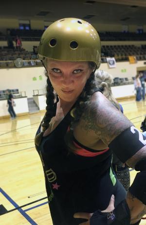 Steen during a Pikes Peak Derby Dames bout.