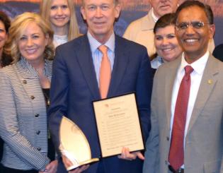 Hickenlooper honored by Faculty Council