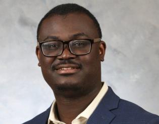 Oluwadare receives prestigious NIH NIGMS Maximizing Investigators’ Research Award 
