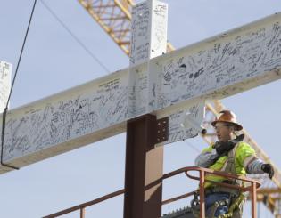 Campus invited to sign final piece of steel for Hybl Center