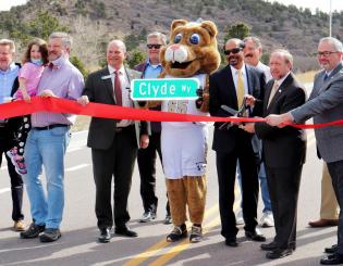 Campus, city leaders celebrate Clyde Way with ribbon-cutting: ‘A true win-win’  